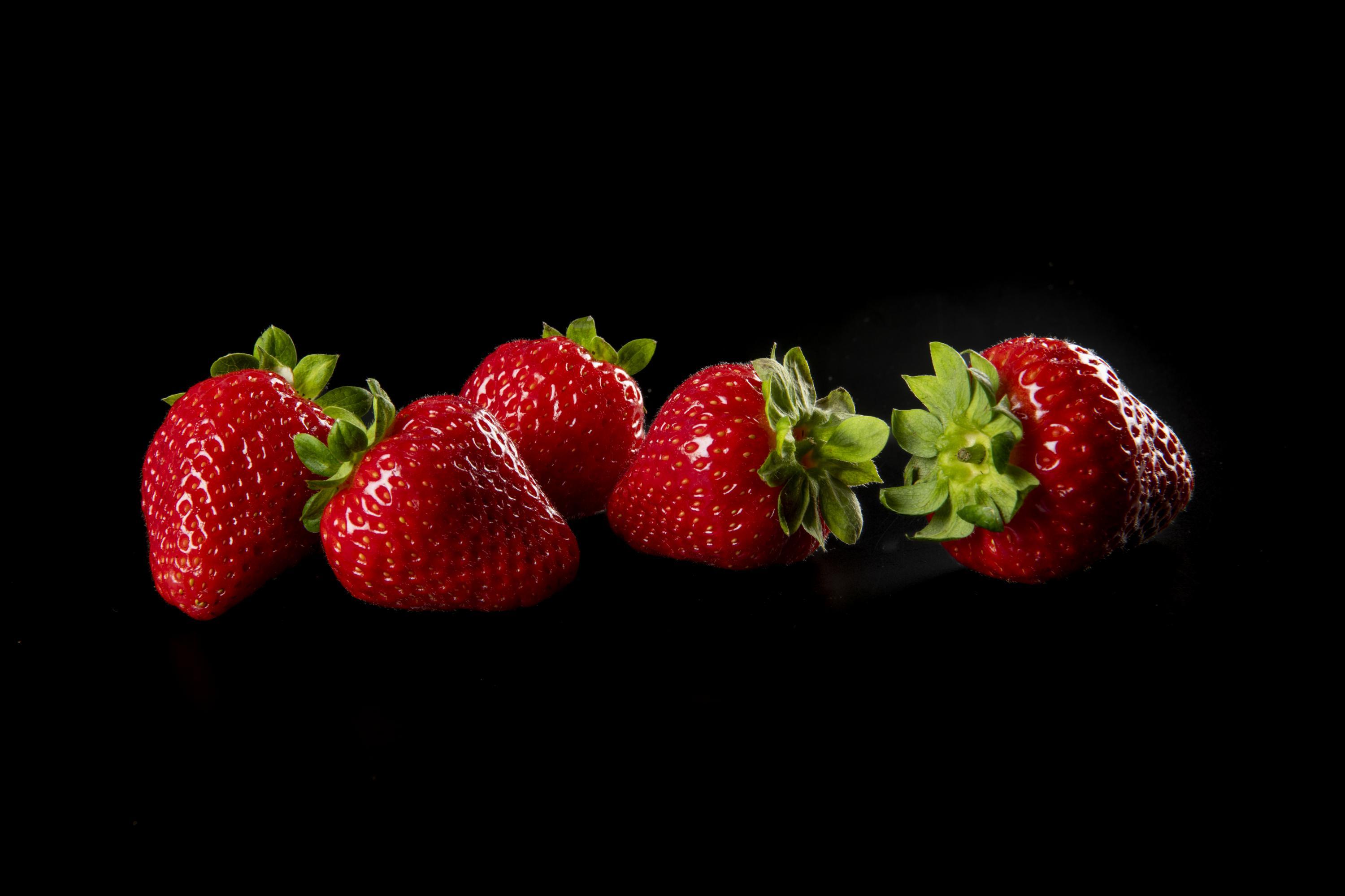 03. F1- hybrid strawberries transforming the industry.jpg